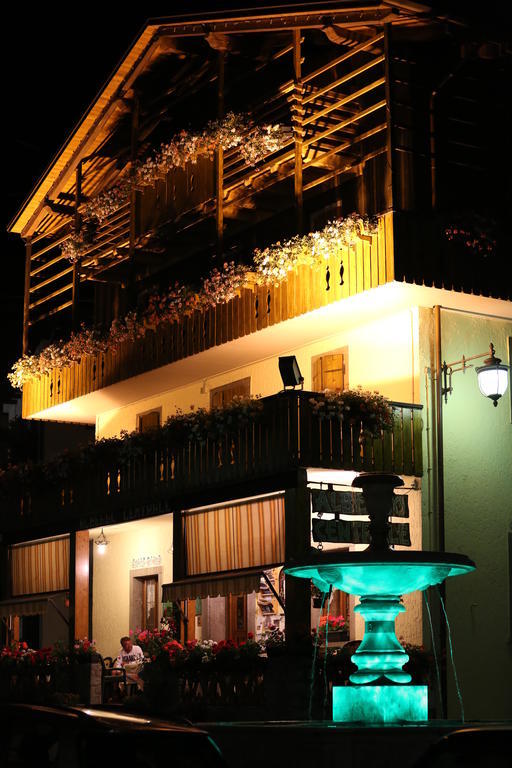 Albergo Centrale Forni di Sopra Exterior foto