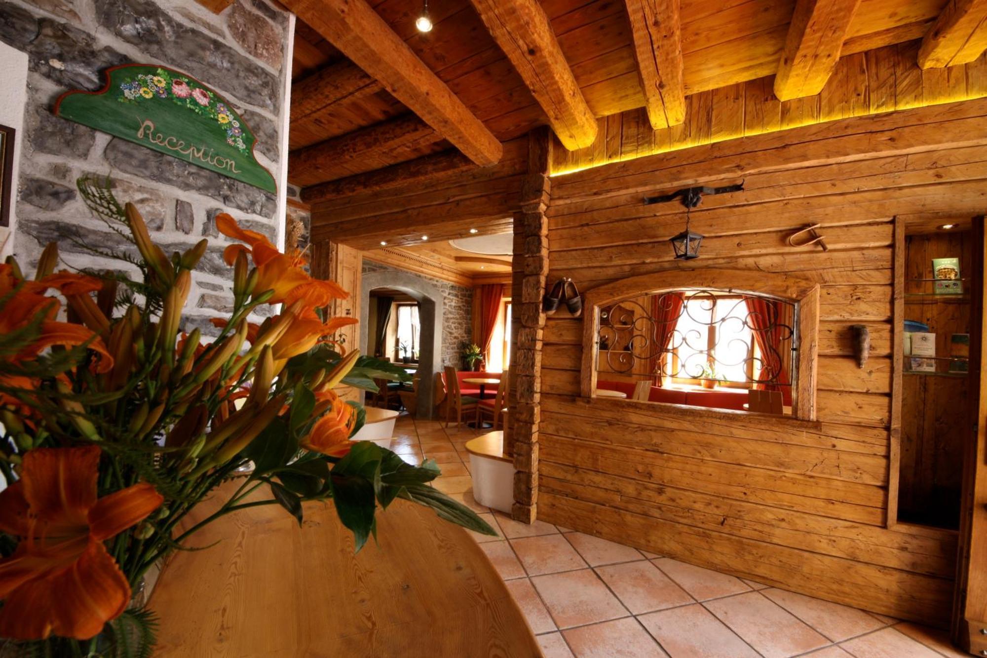 Albergo Centrale Forni di Sopra Exterior foto